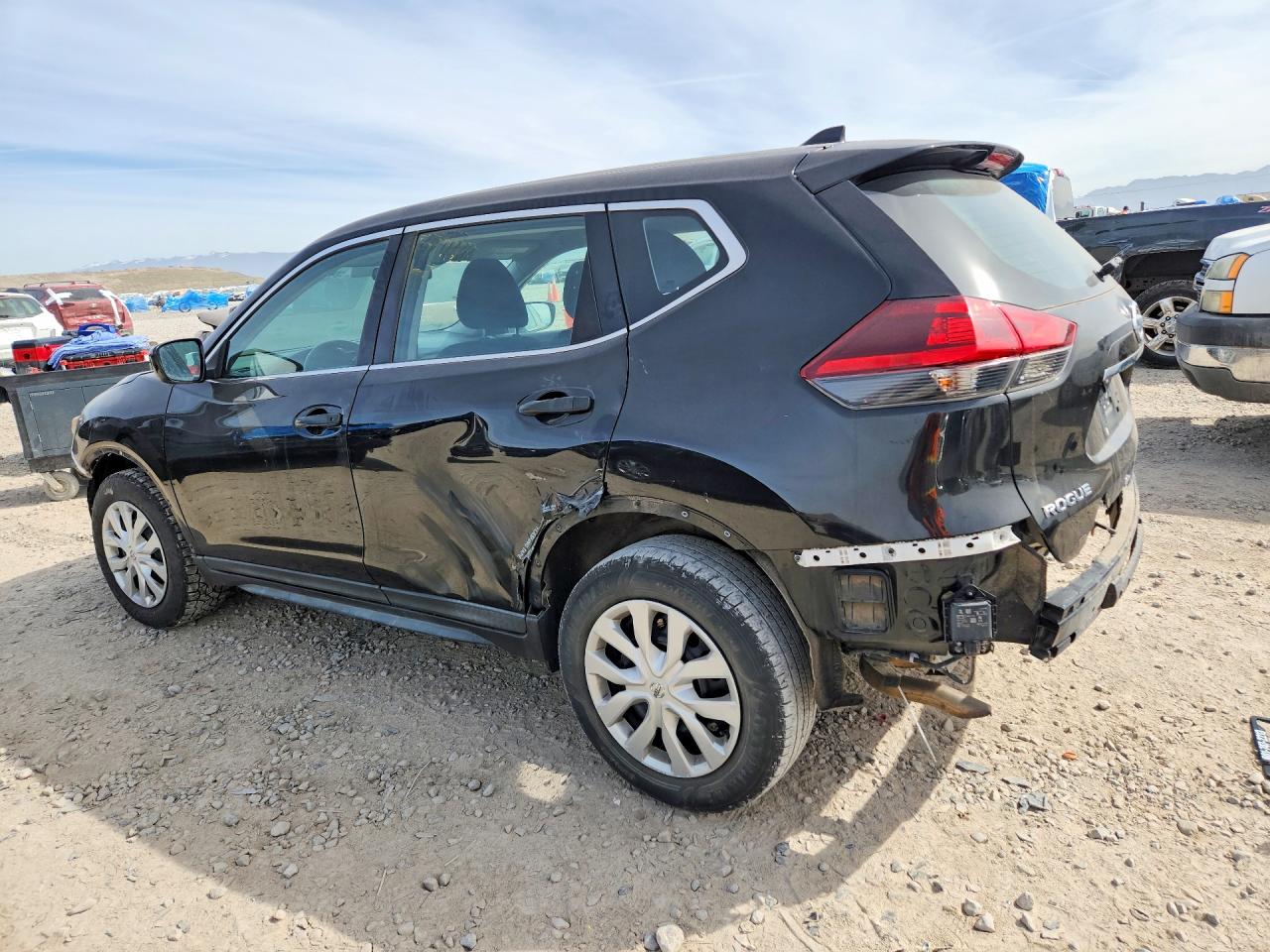 Nissan Rogue S