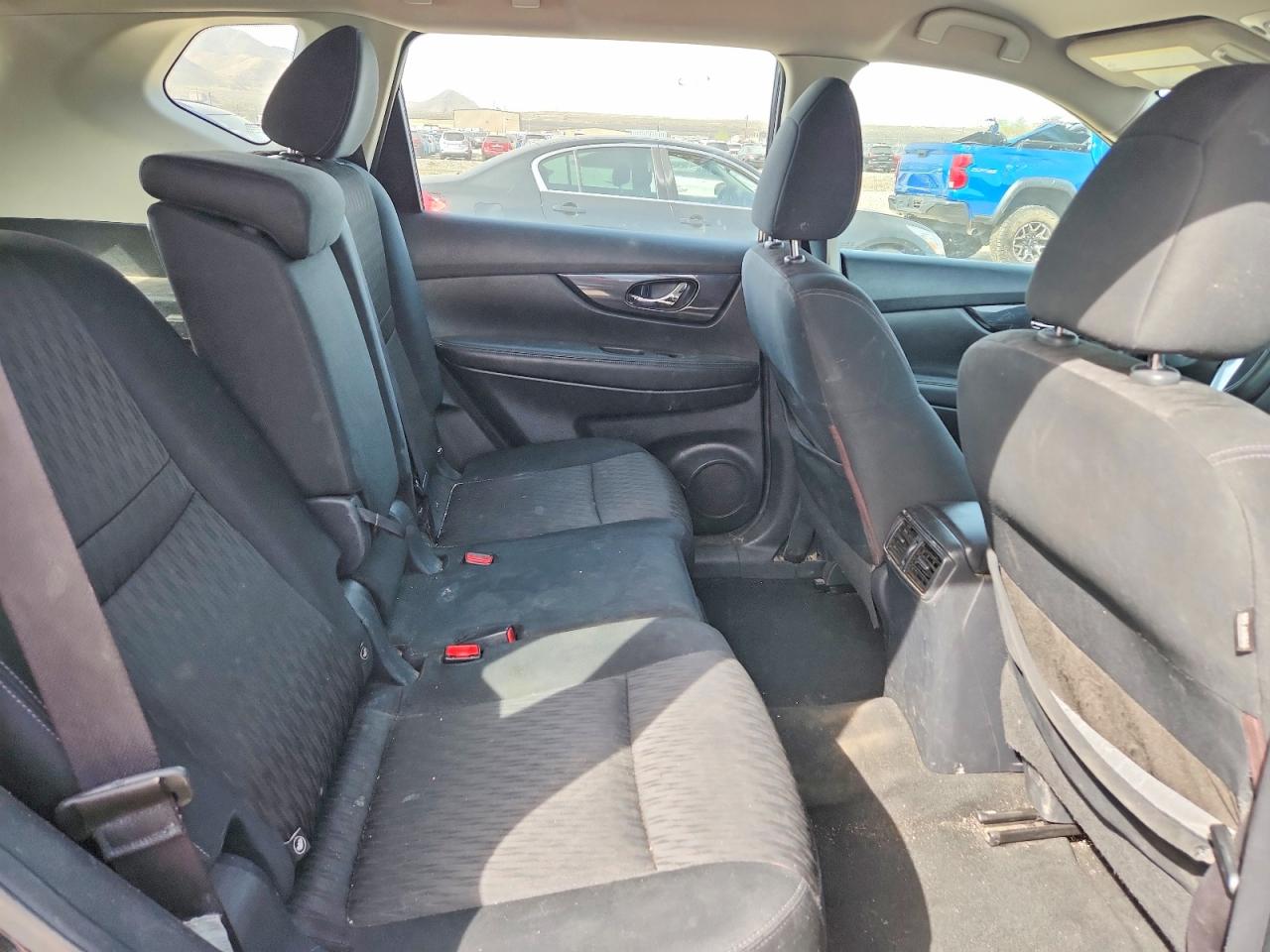 Nissan Rogue S