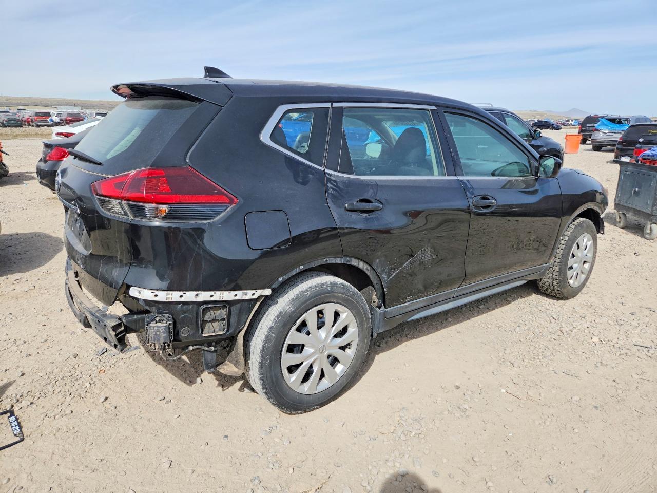 Nissan Rogue S