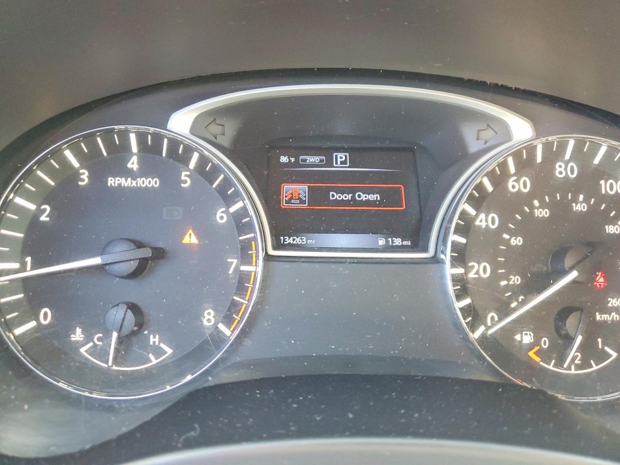Nissan Pathfinder S
