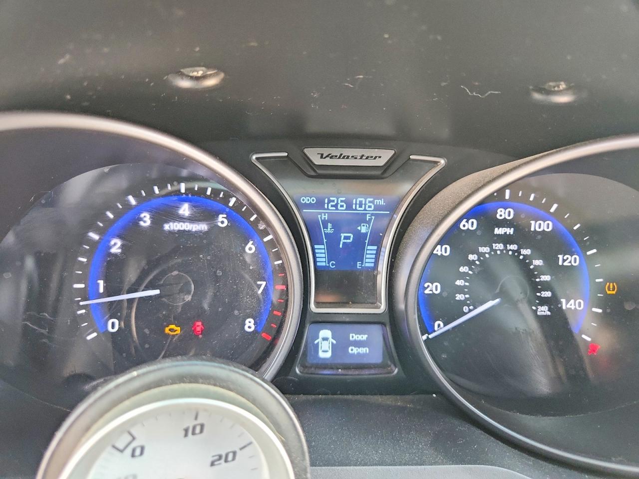 Hyundai VELOSTER Turbo