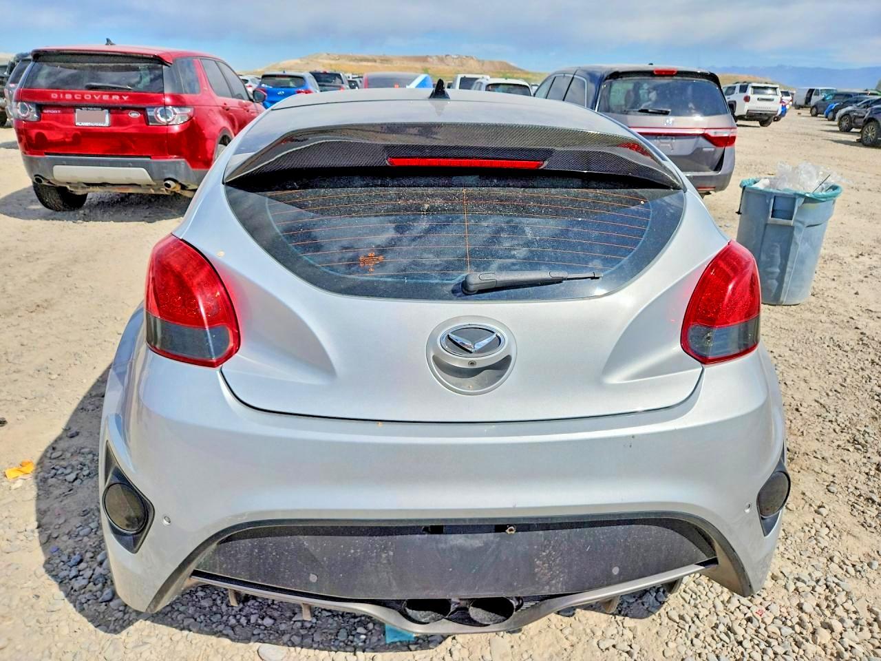 Hyundai VELOSTER Turbo