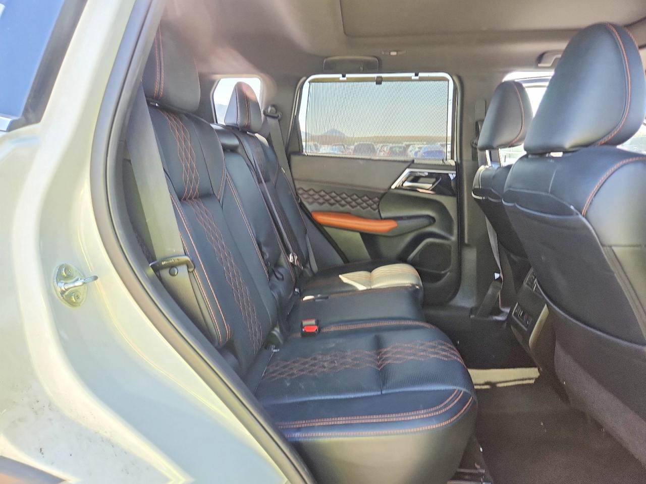 Mitsubishi Outlander Sel