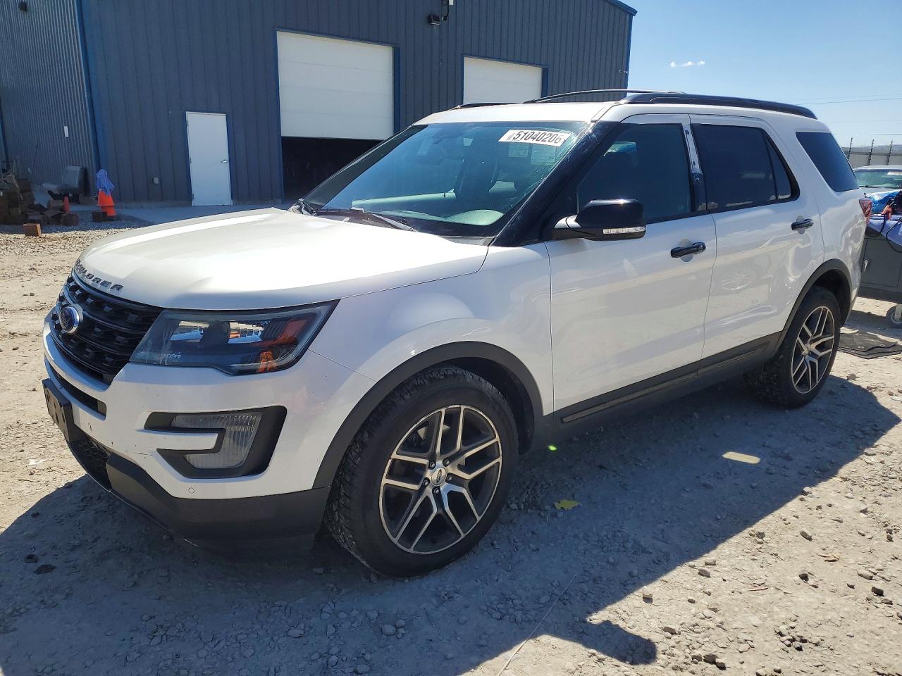 Salvage Ford Explorer Image
