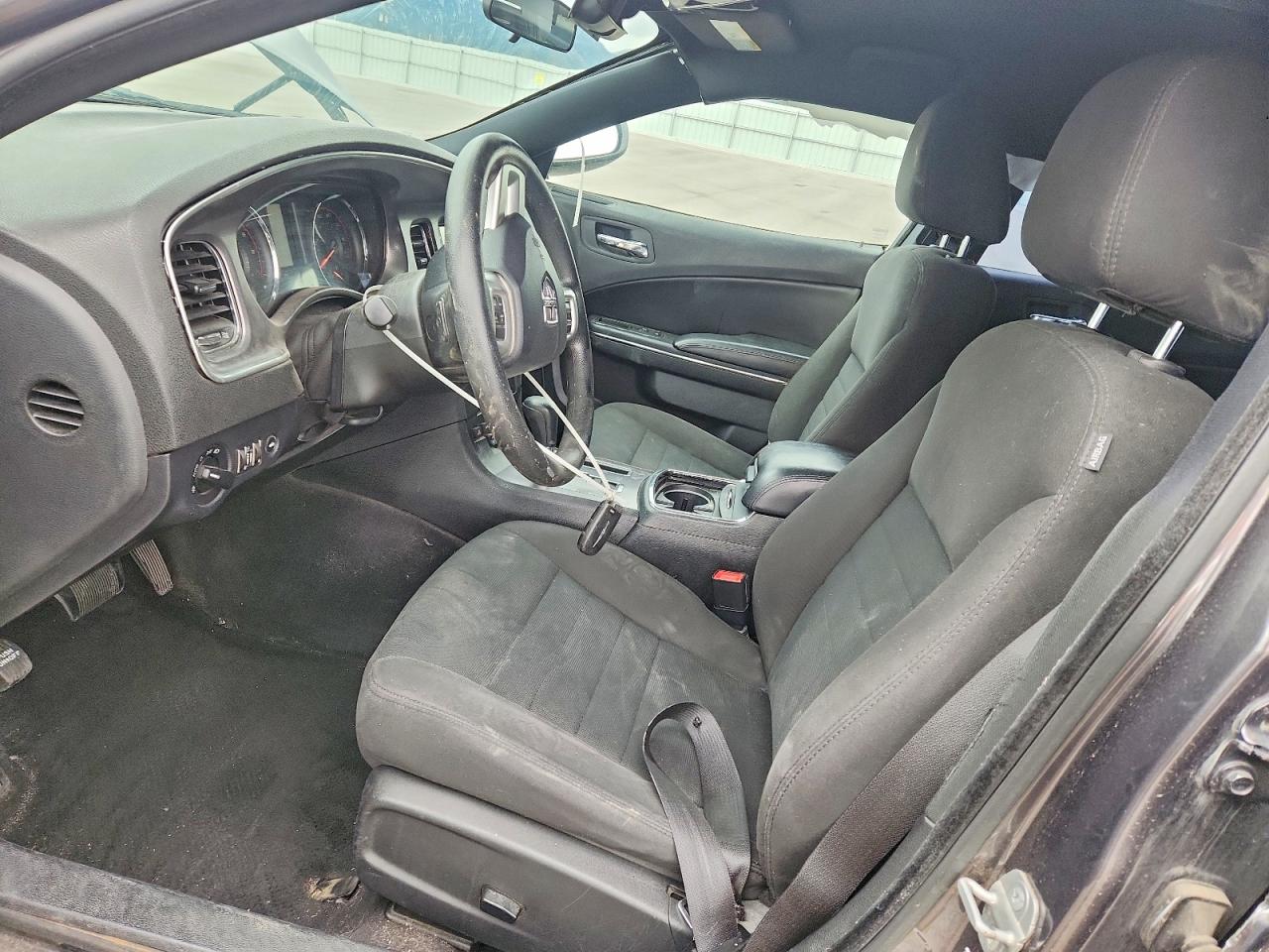 Dodge Charger Se