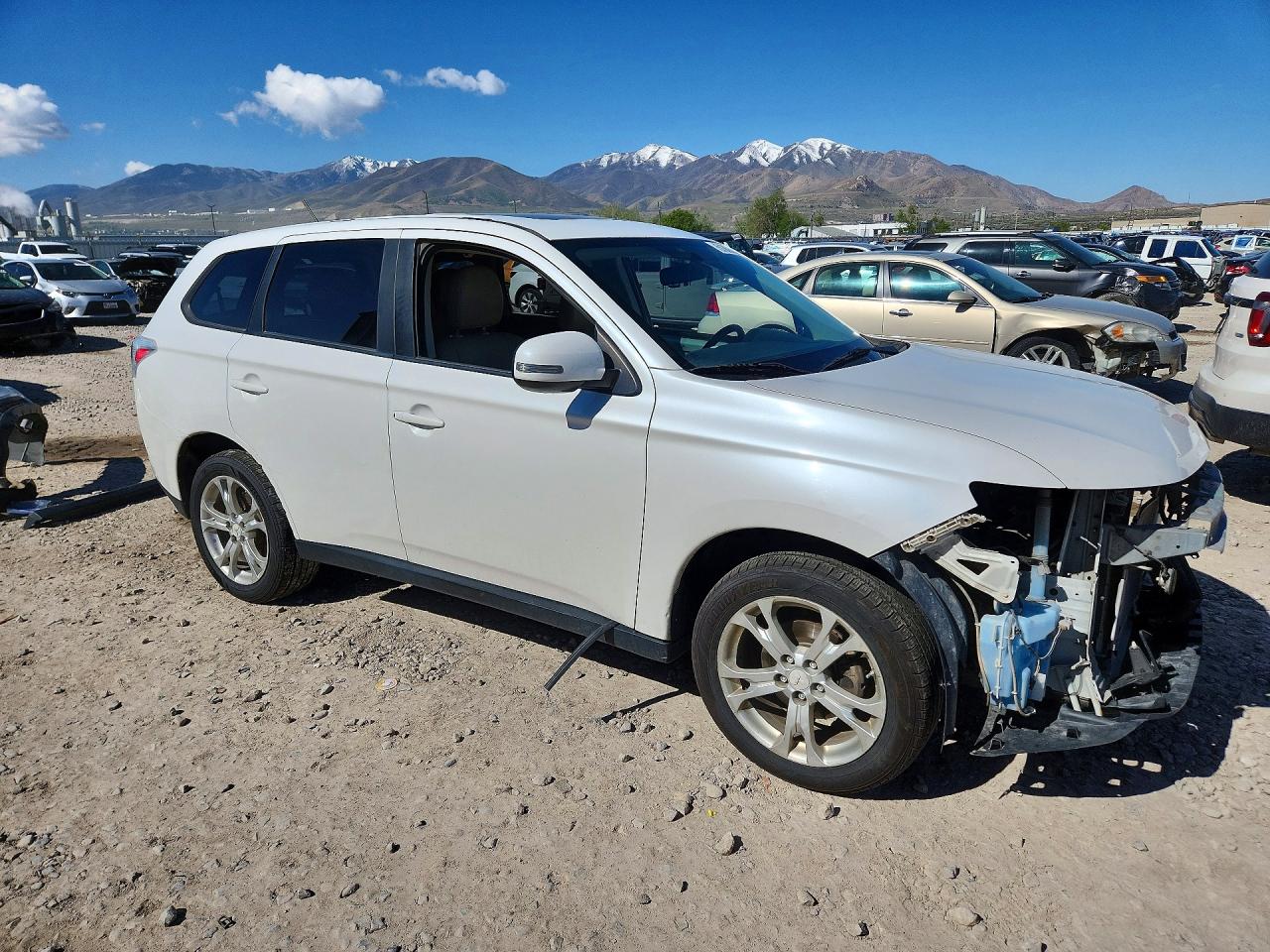 Mitsubishi Outlander Se