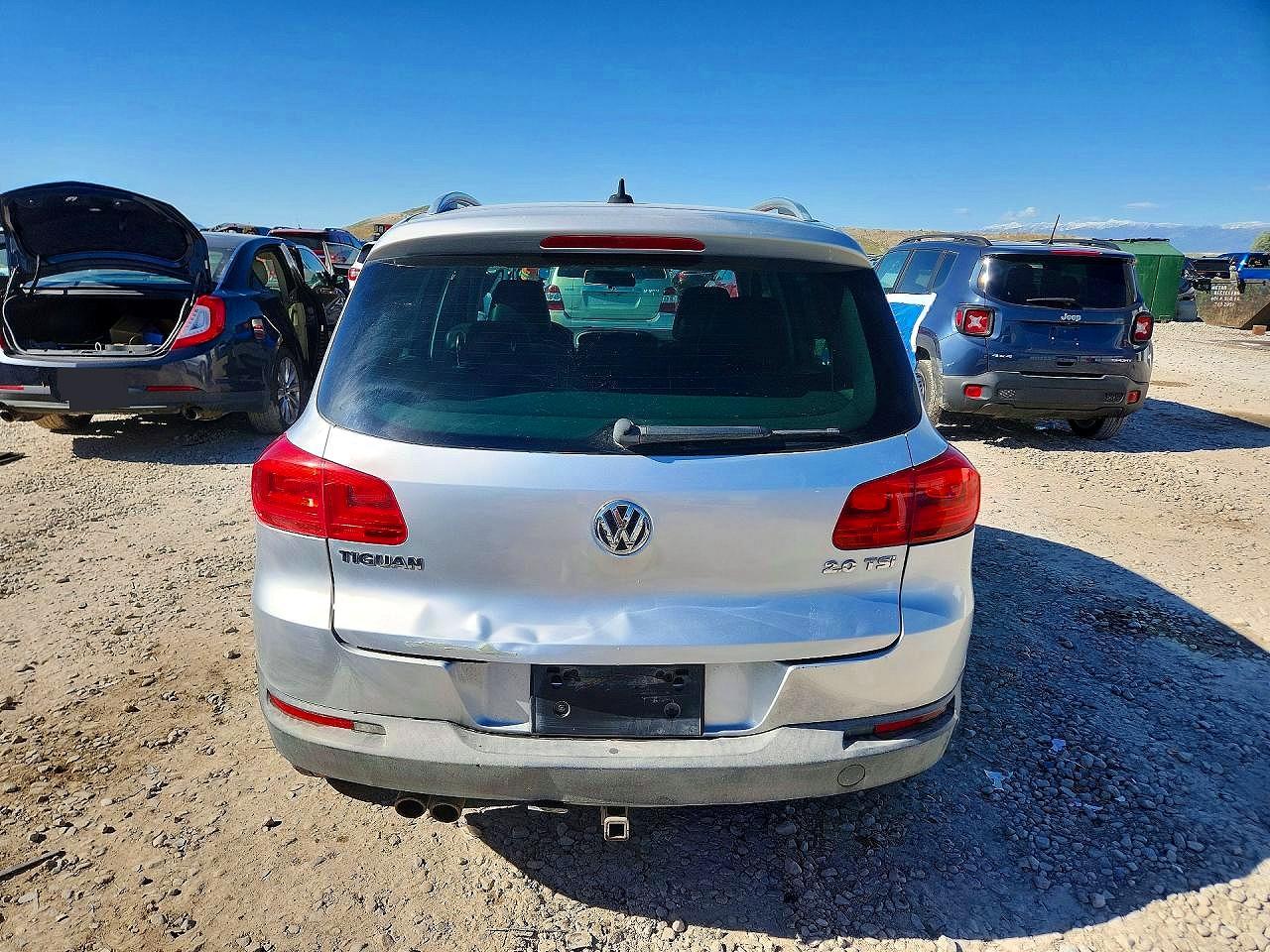 Volkswagen Tiguan S