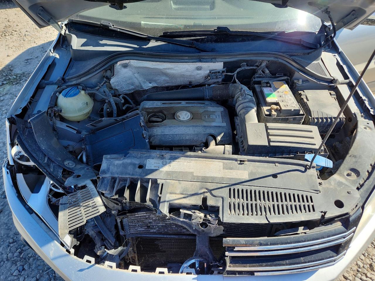 Volkswagen Tiguan S