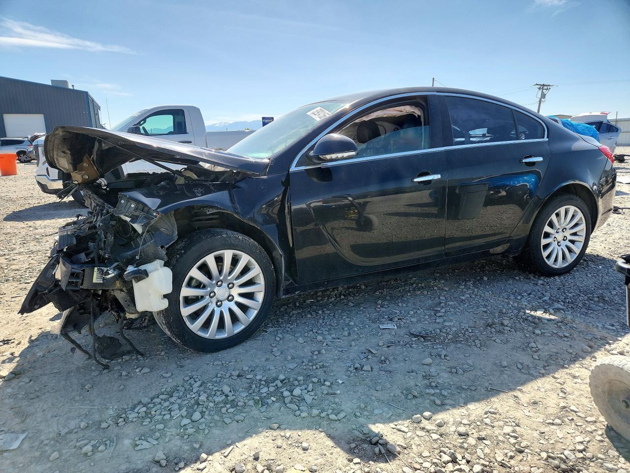 Salvage Buick Regal Image