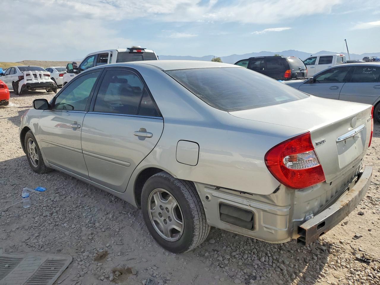 Toyota Camry Le V6