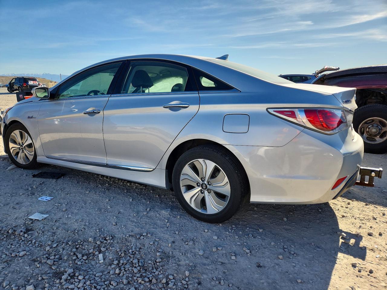 Hyundai SONATA Hybrid