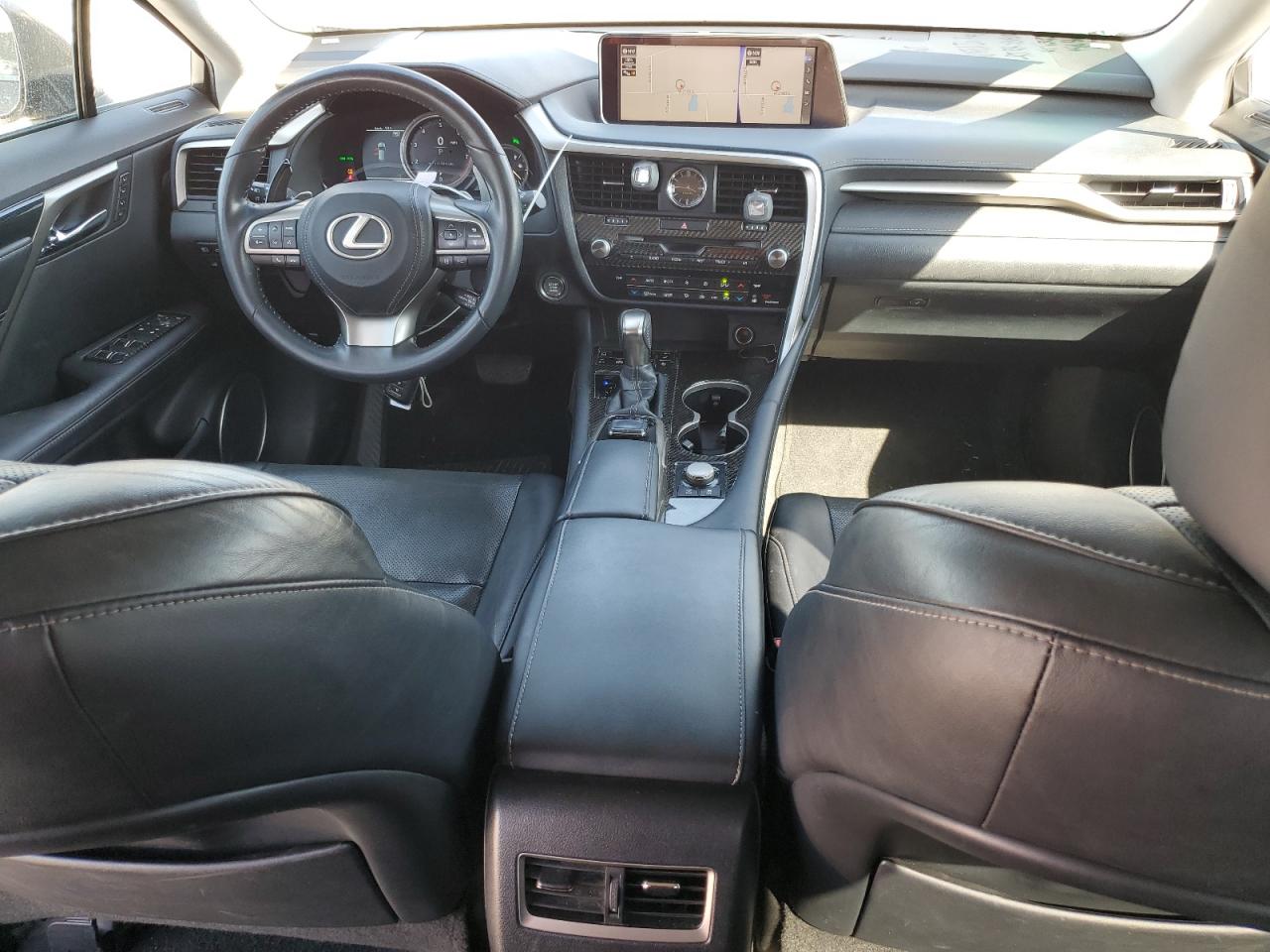Lexus RX Base