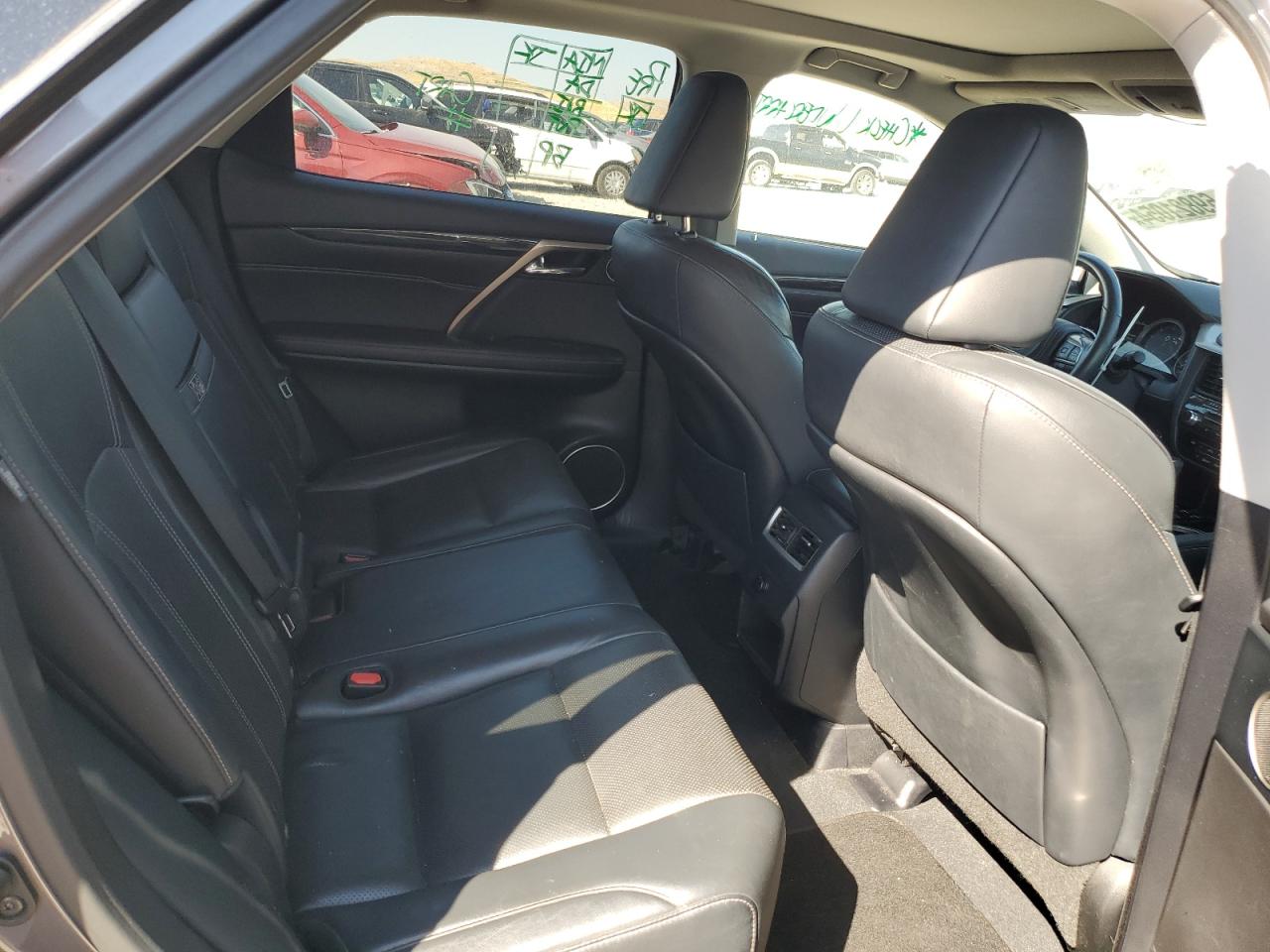 Lexus RX Base