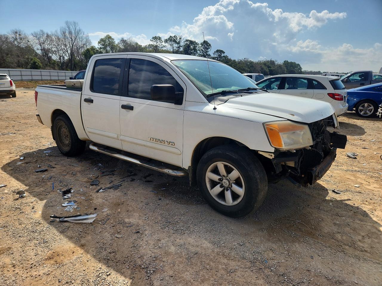Nissan Titan Sv