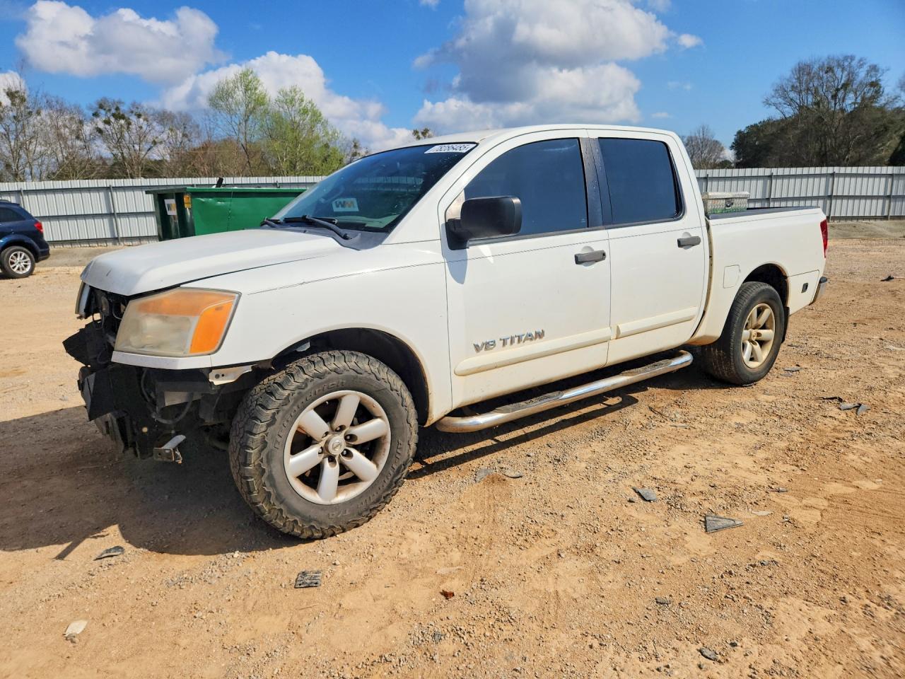 Salvage Nissan Titan Image