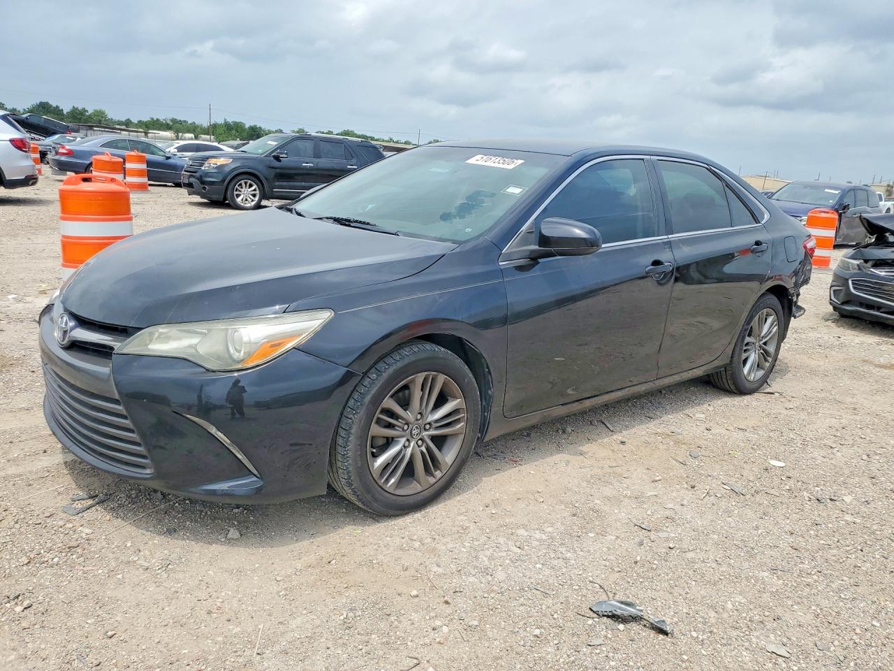 Salvage Toyota Camry Image