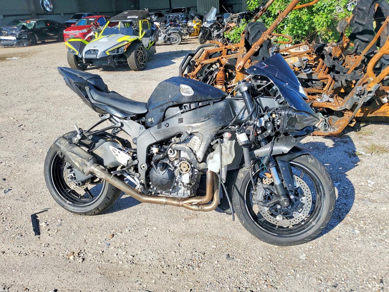 Salvage Kawasaki Ninja 600 Image
