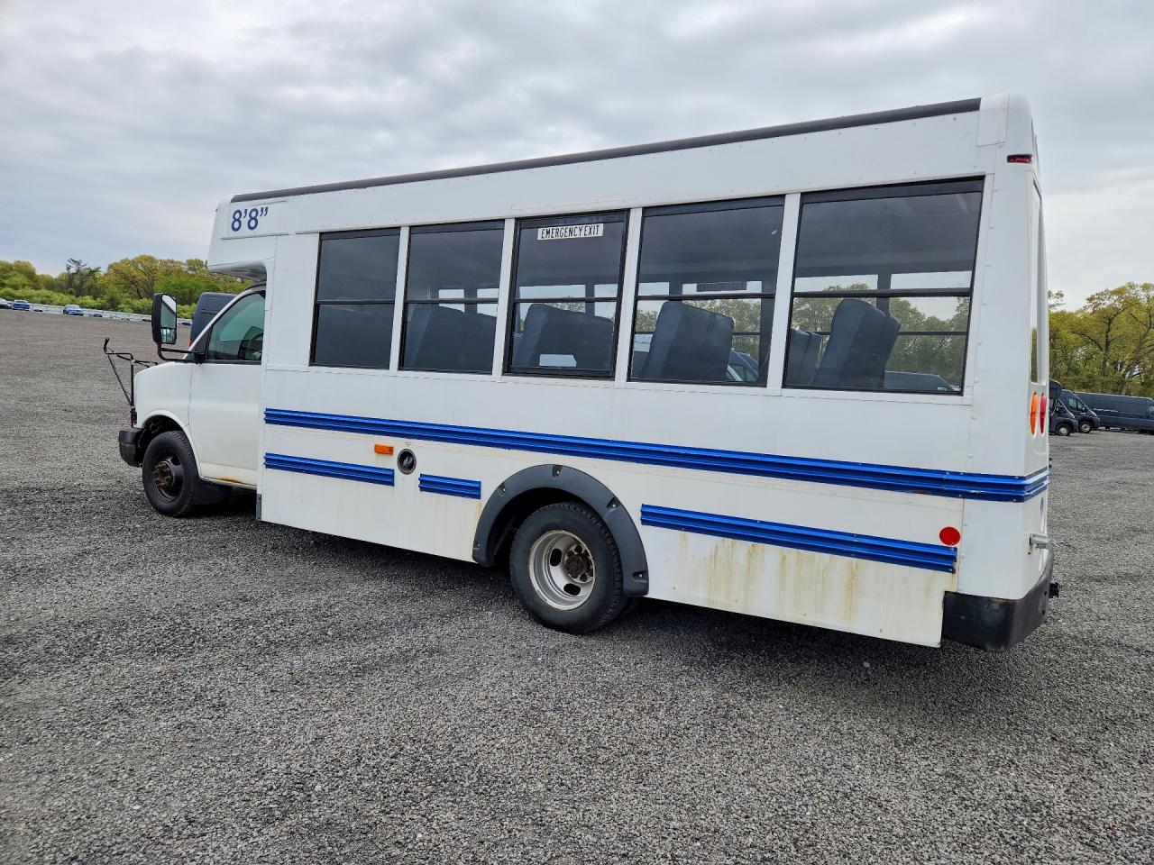 GMC Savana Cutaway G3500