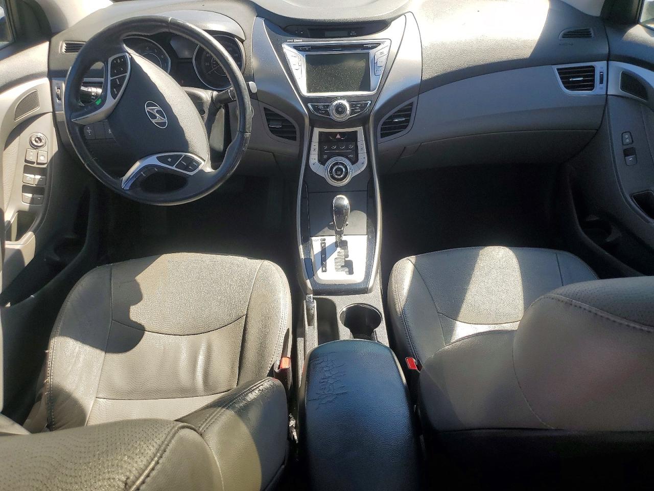 Hyundai ELANTRA Limited