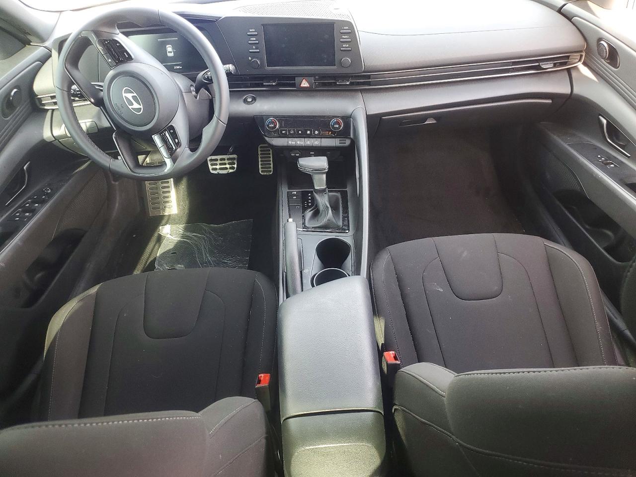 Hyundai ELANTRA Sel Sport