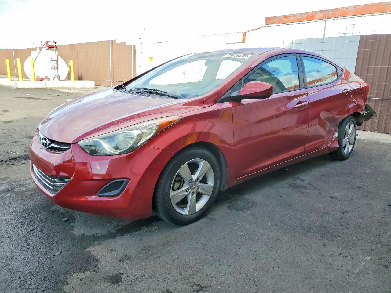 Salvage Hyundai ELANTRA Image