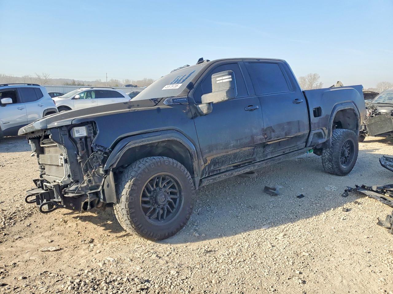 Salvage GMC Sierra Image