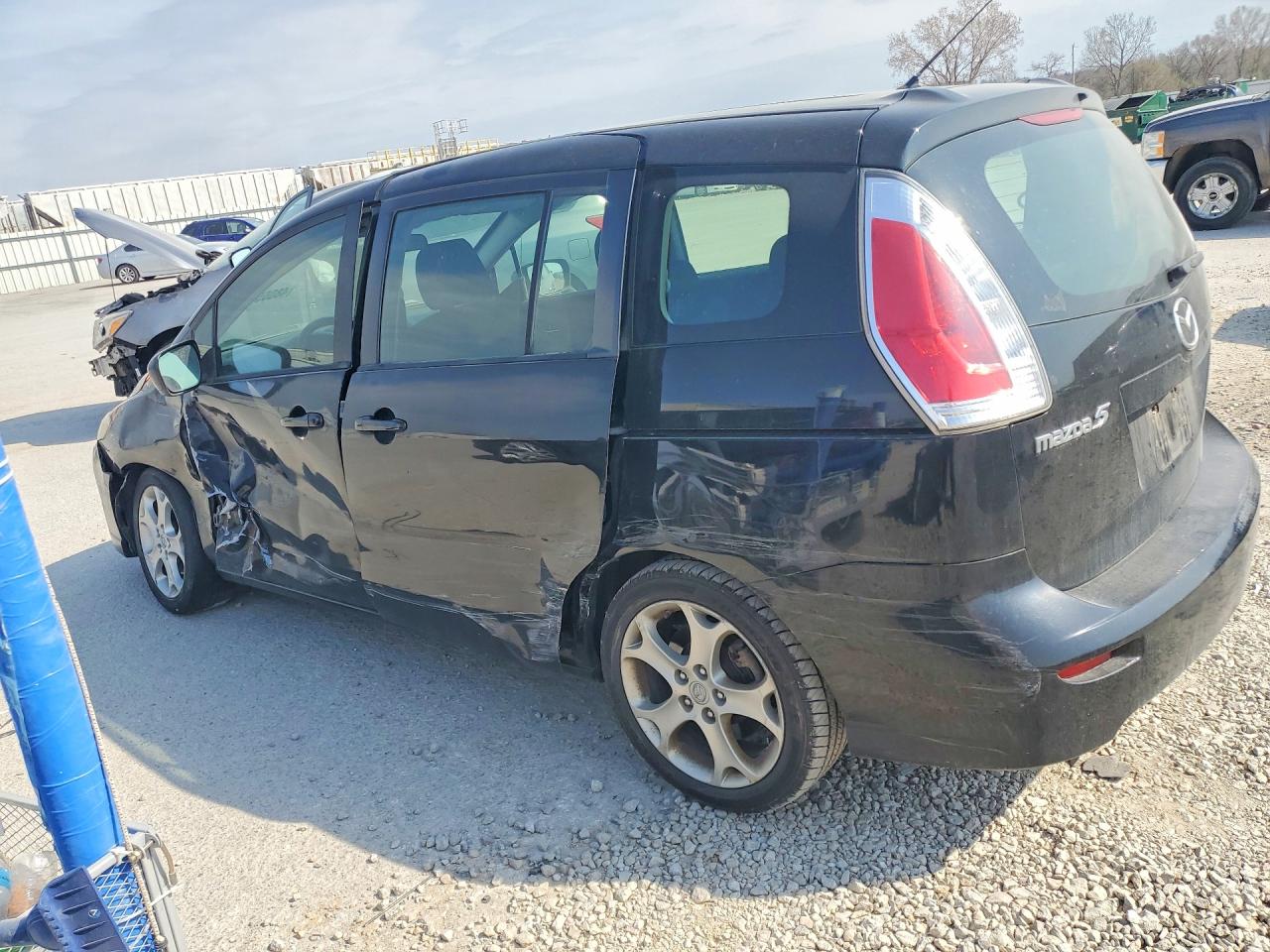 Mazda 5
