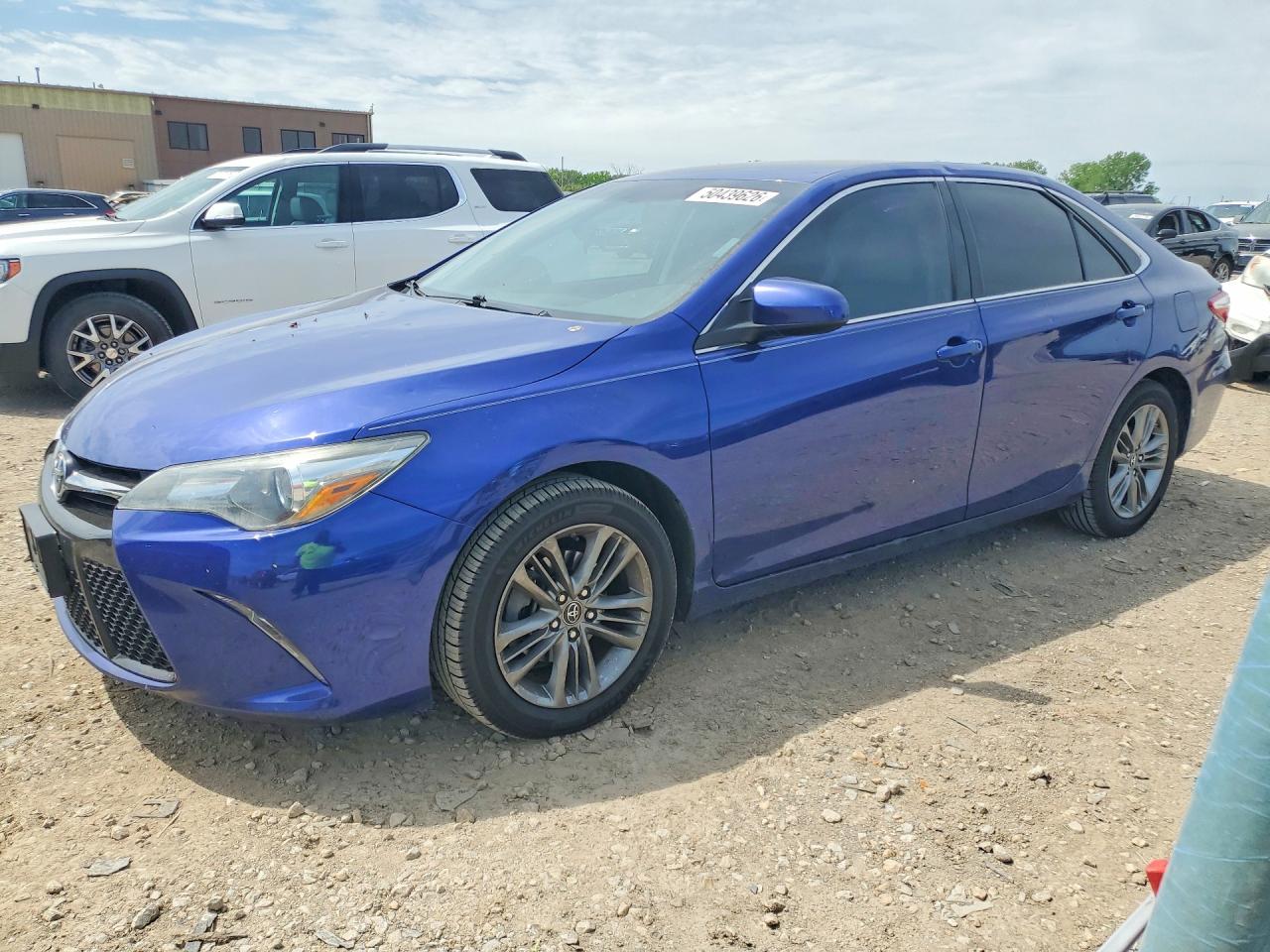 Salvage Toyota Camry Image