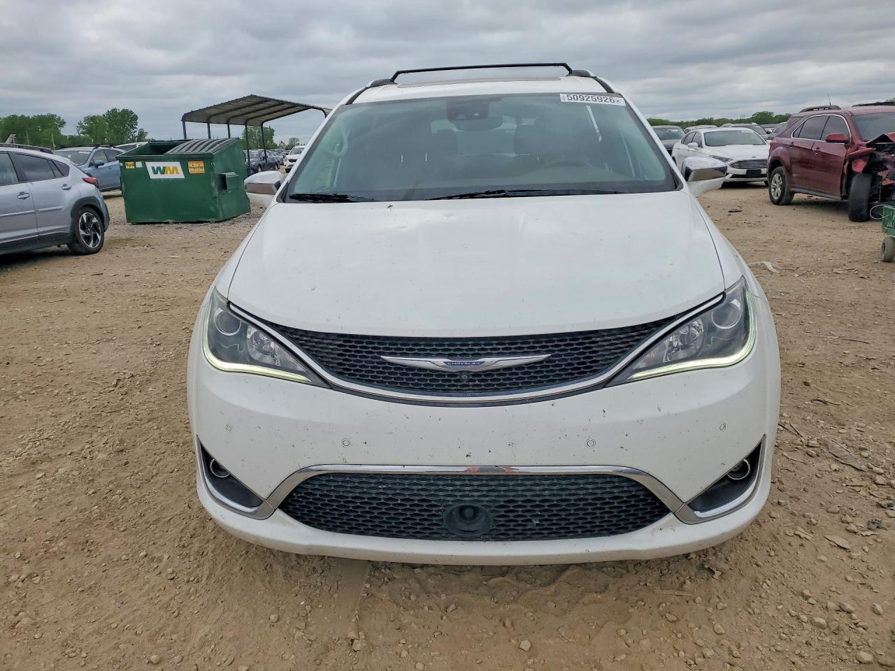 Chrysler Pacifica Limited