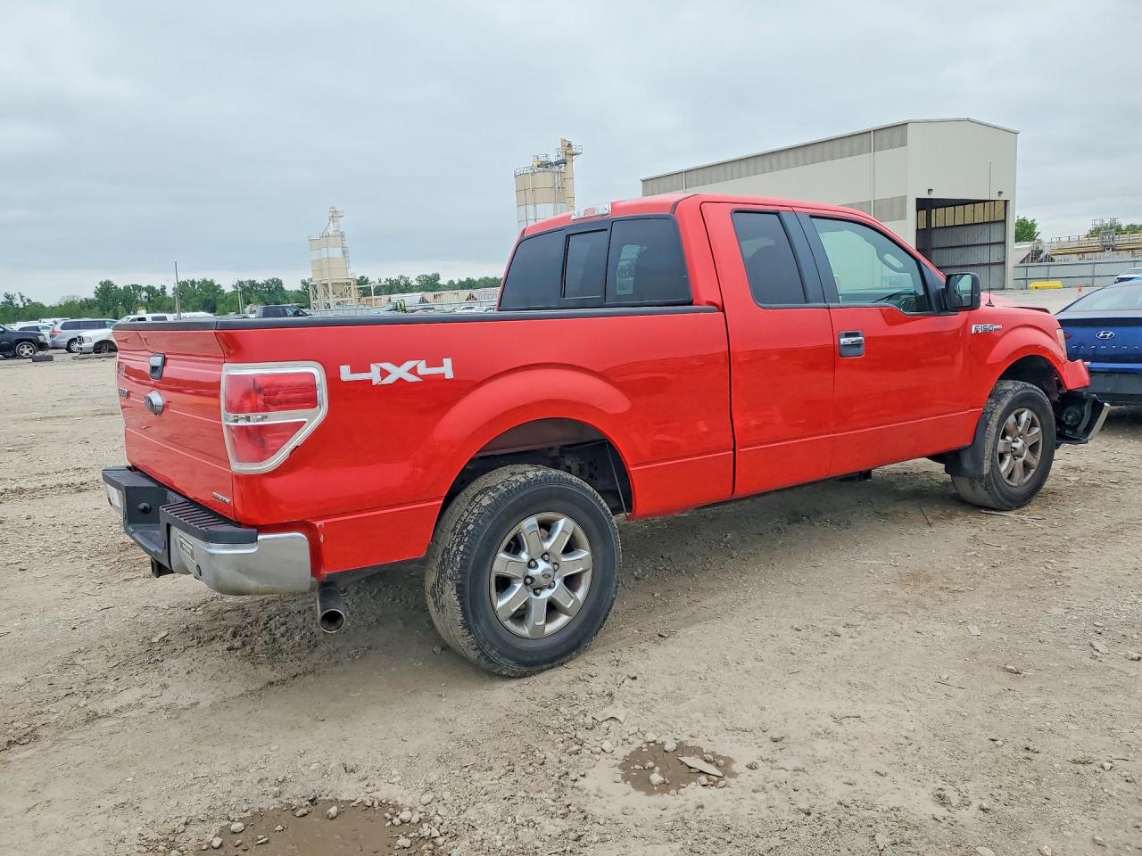 Ford F-150 Super Cab