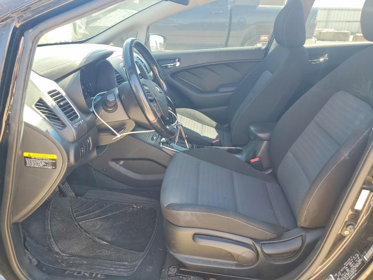 Kia Forte S