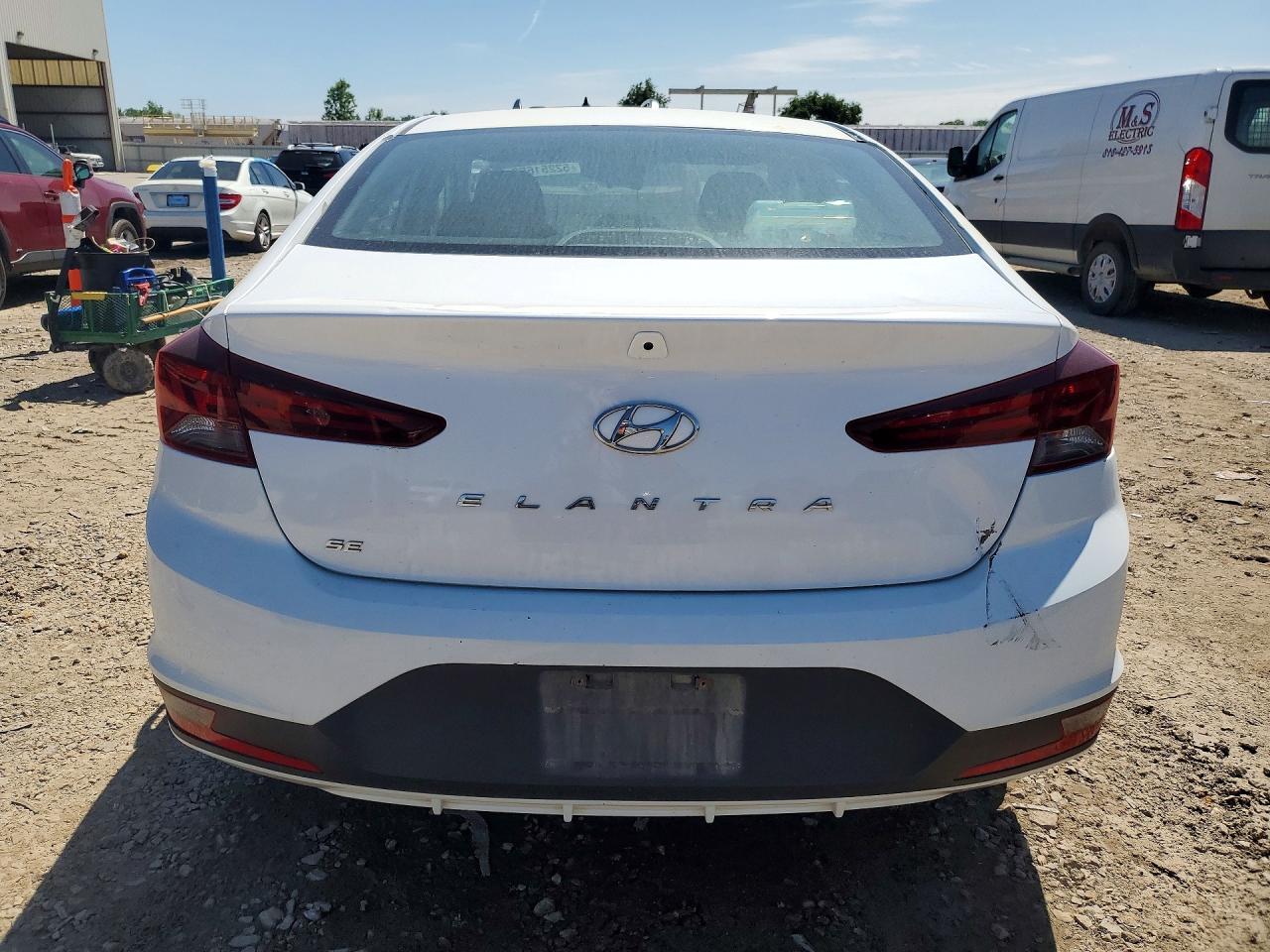 Hyundai ELANTRA Se