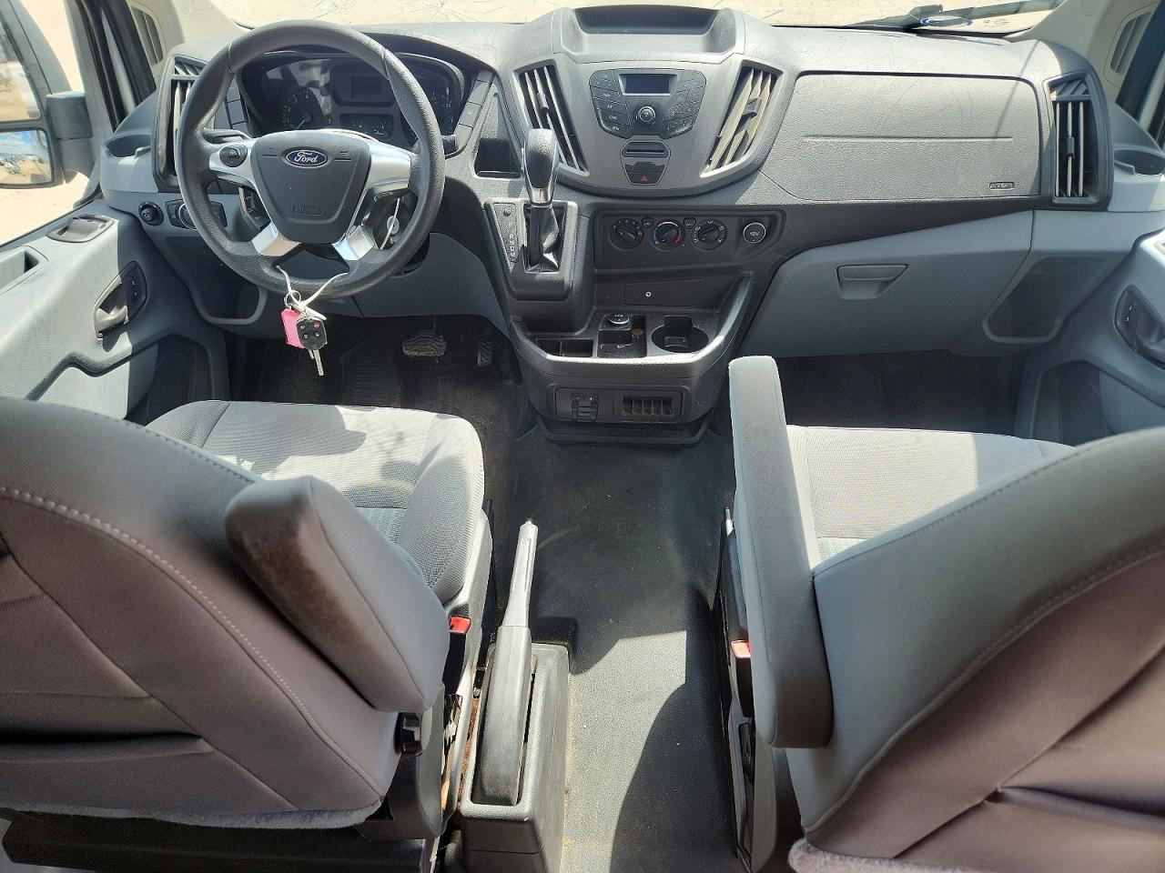 Ford Transit T-150