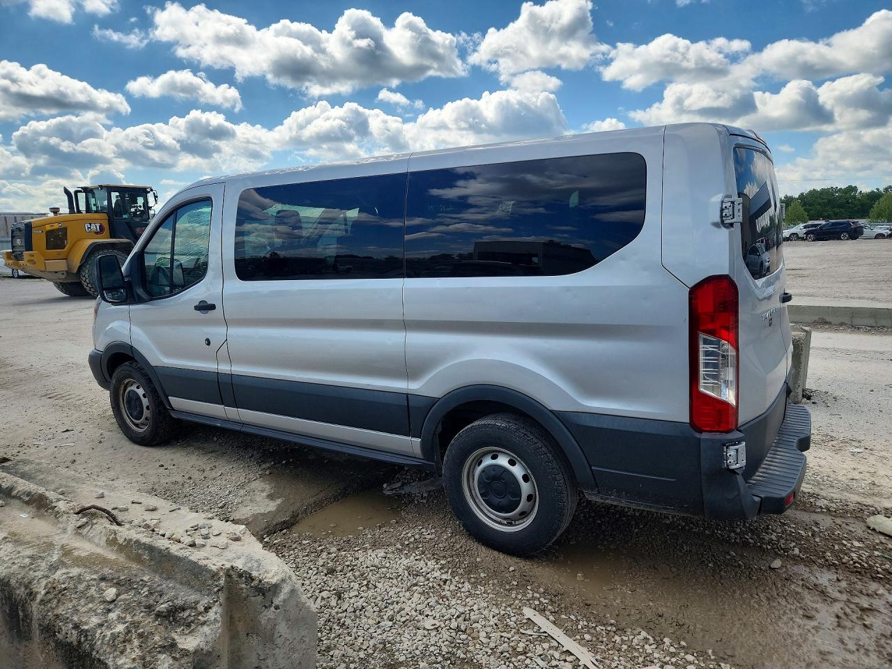 Ford Transit T-150