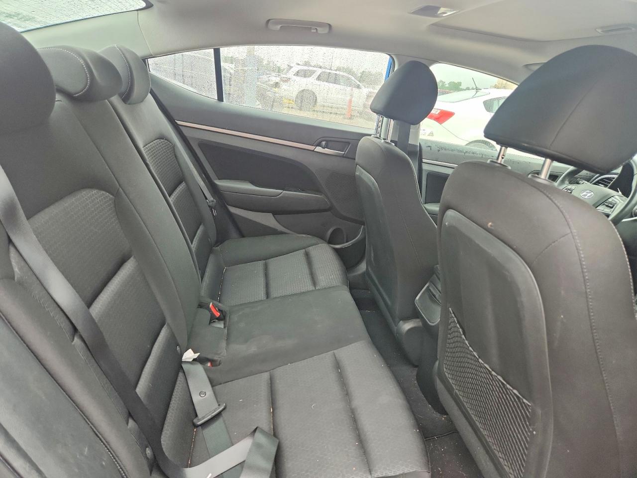 Hyundai ELANTRA Value Edition