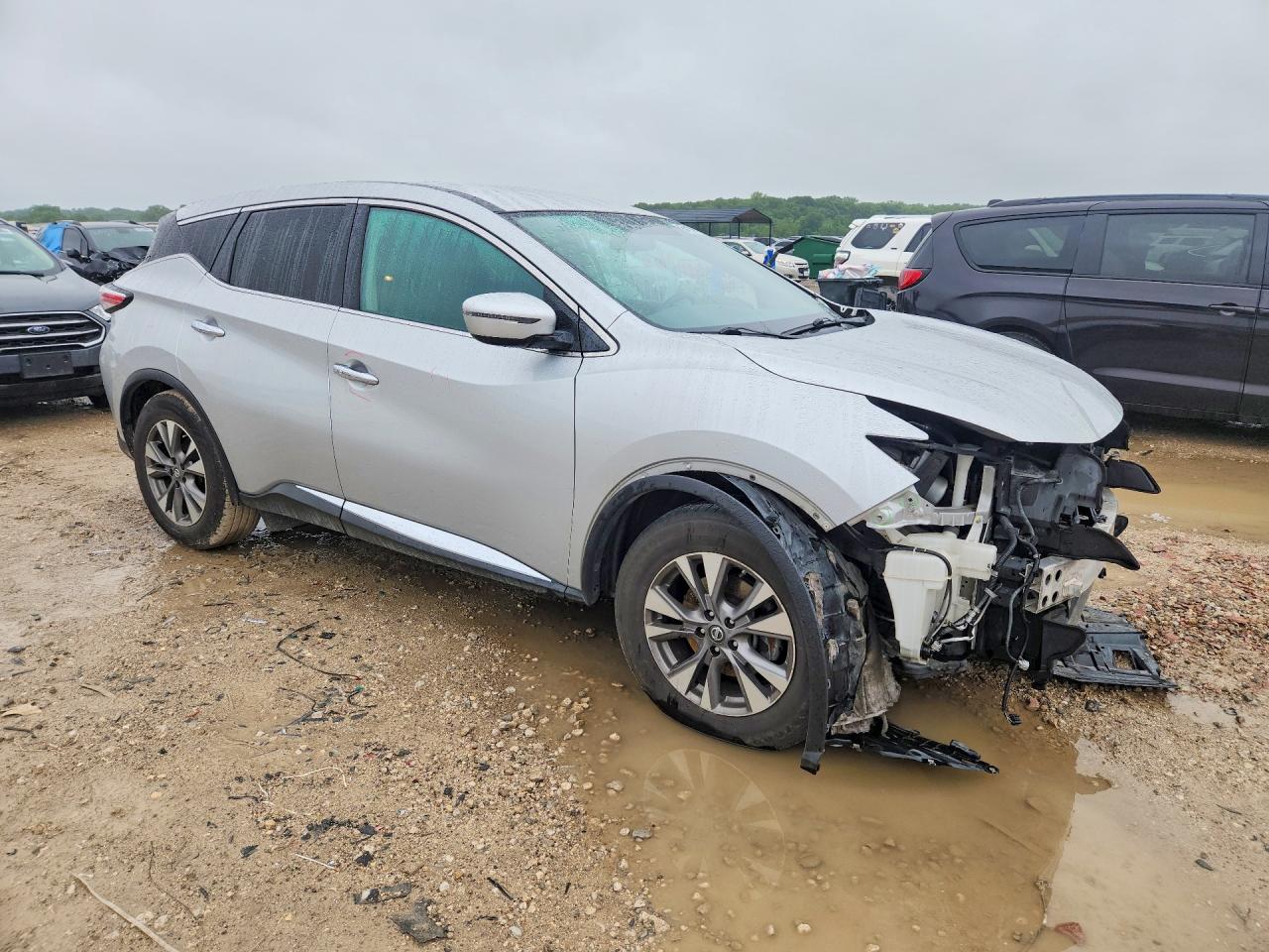 Nissan Murano S