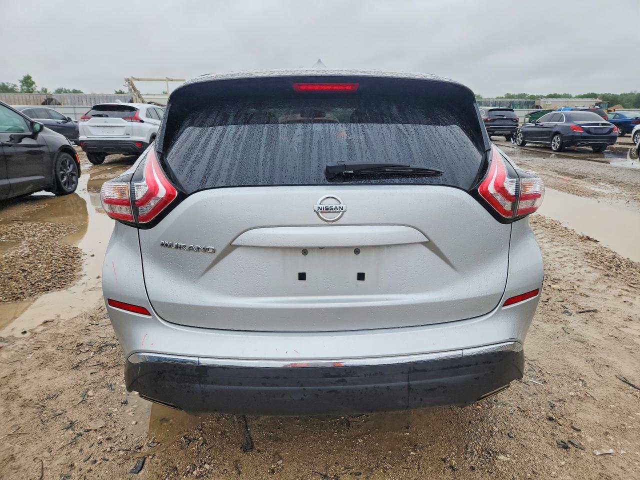 Nissan Murano S