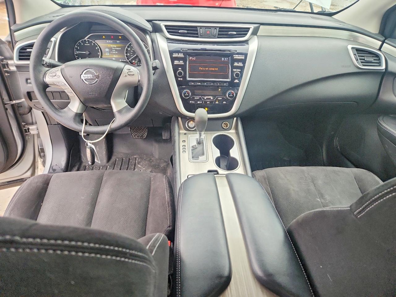 Nissan Murano S