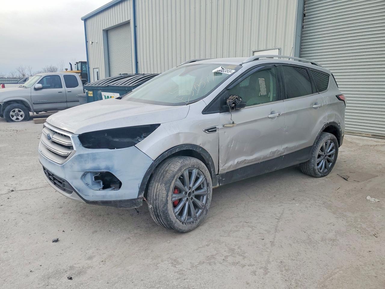 Salvage Ford Escape Image