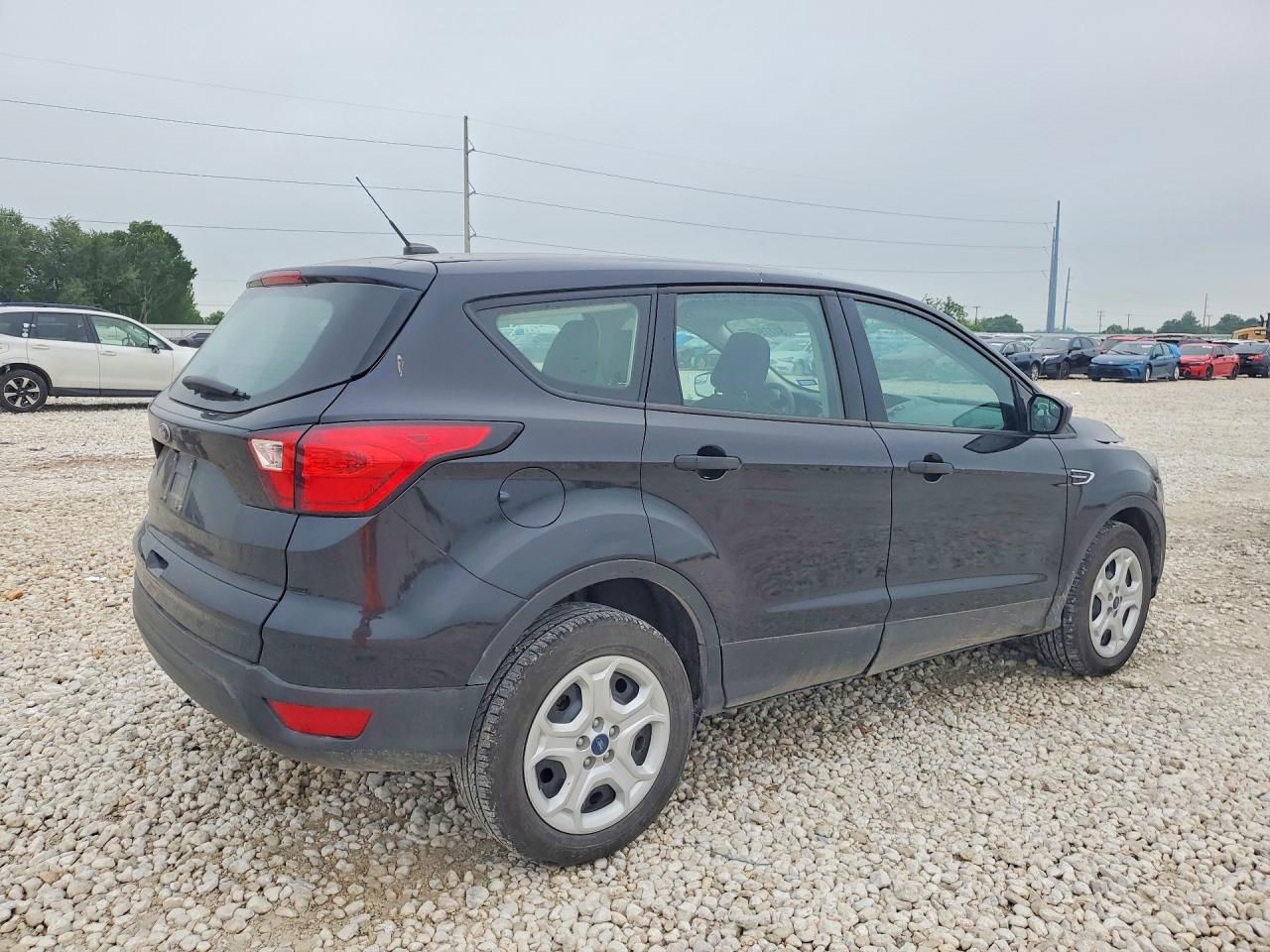Ford Escape S