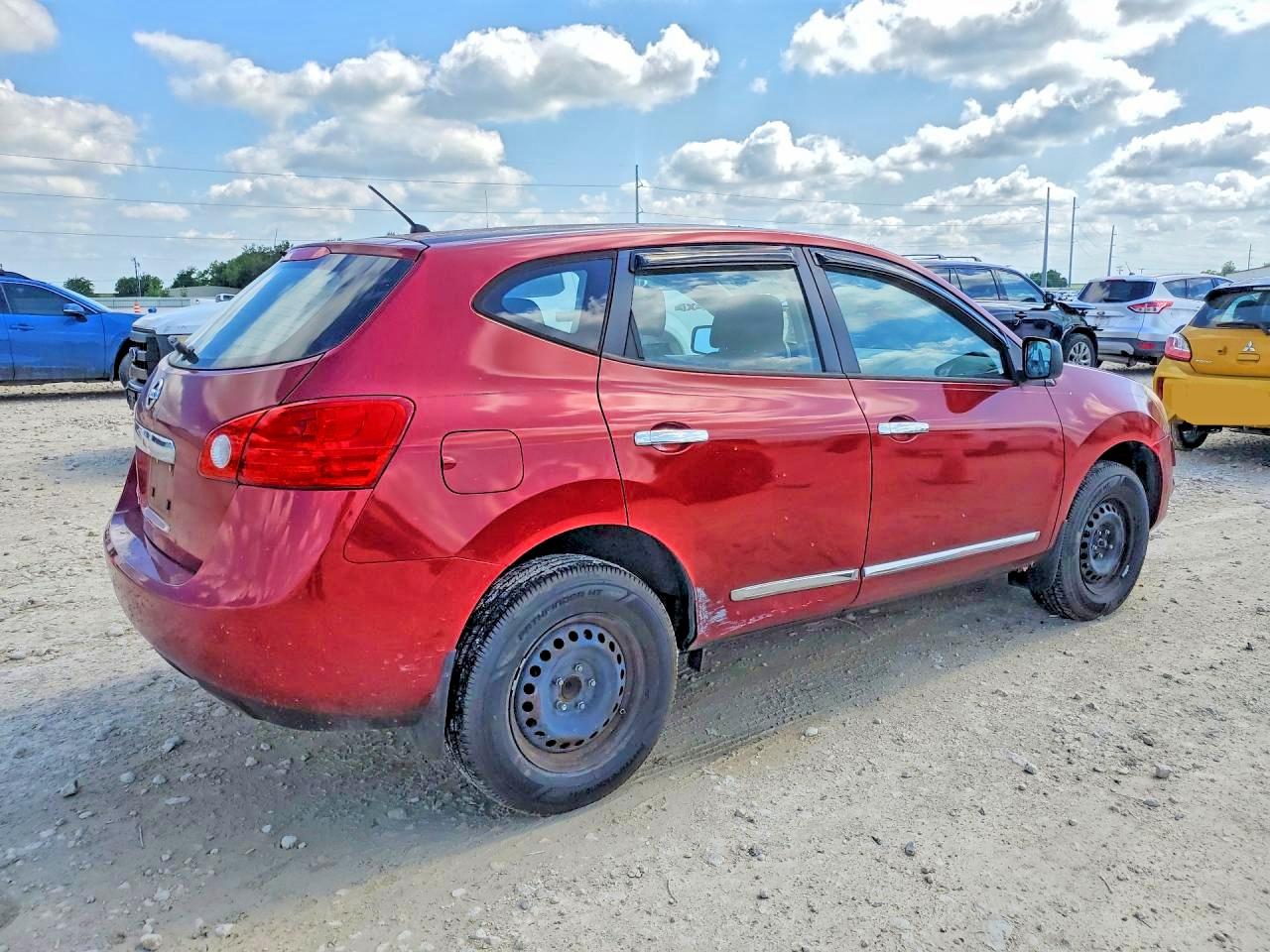 Nissan Rogue S