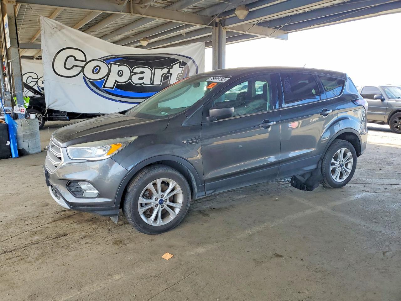 Salvage Ford Escape Image