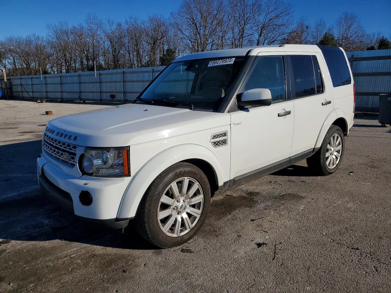 Salvage Land Rover LR4 Image