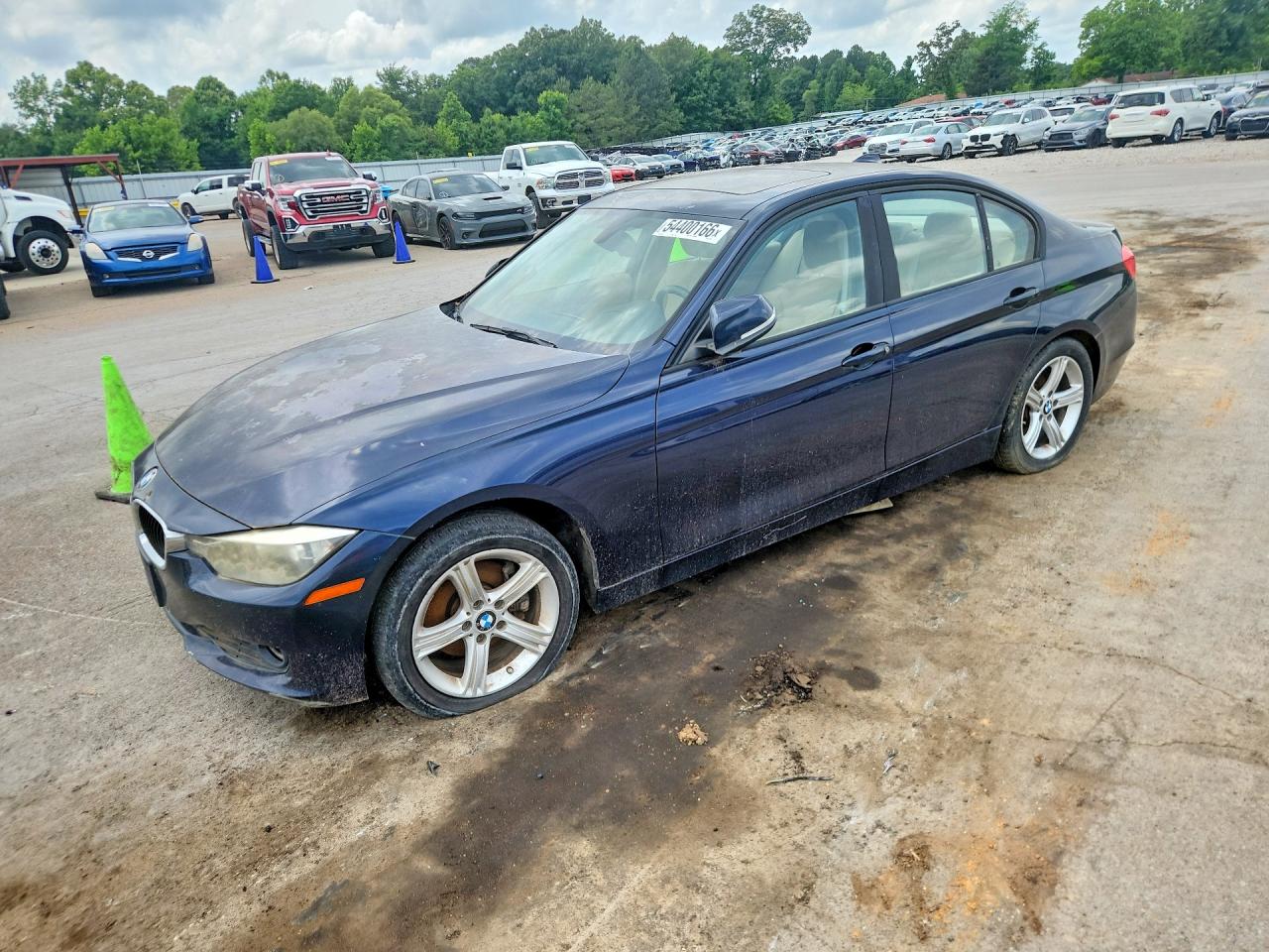 Salvage BMW 3 Series Image