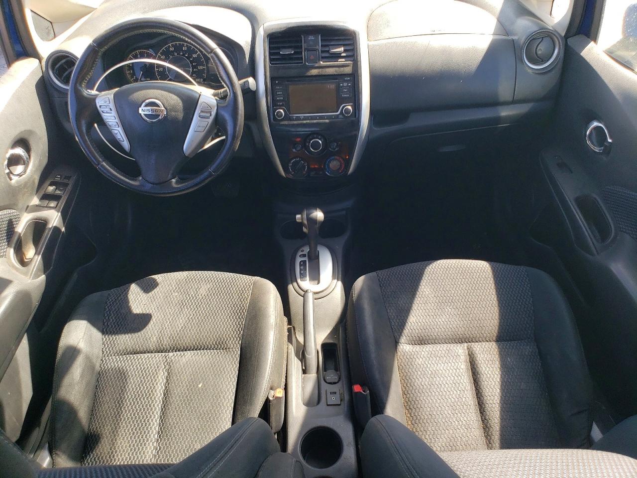 Nissan Versa Sv