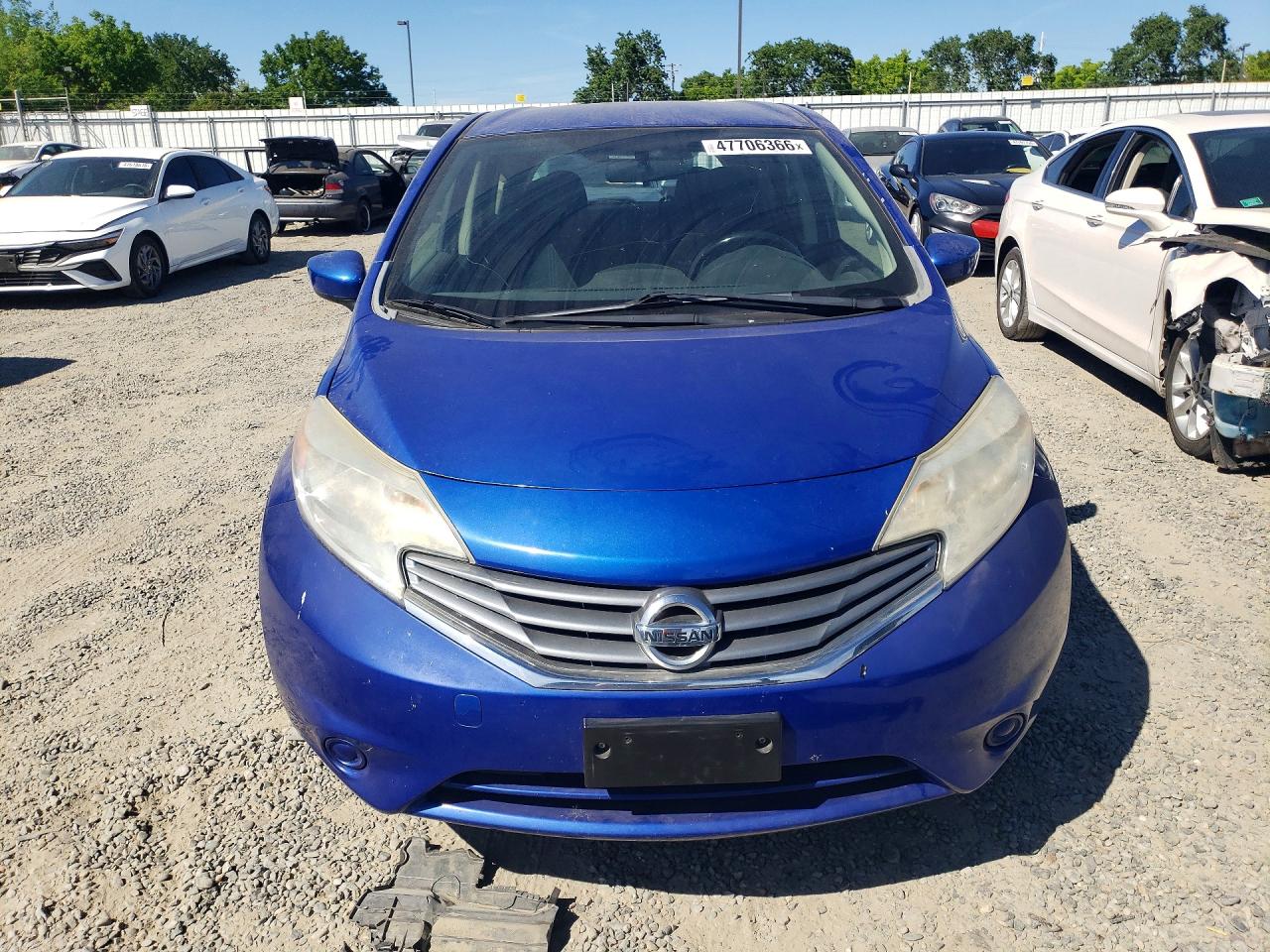 Nissan Versa Sv