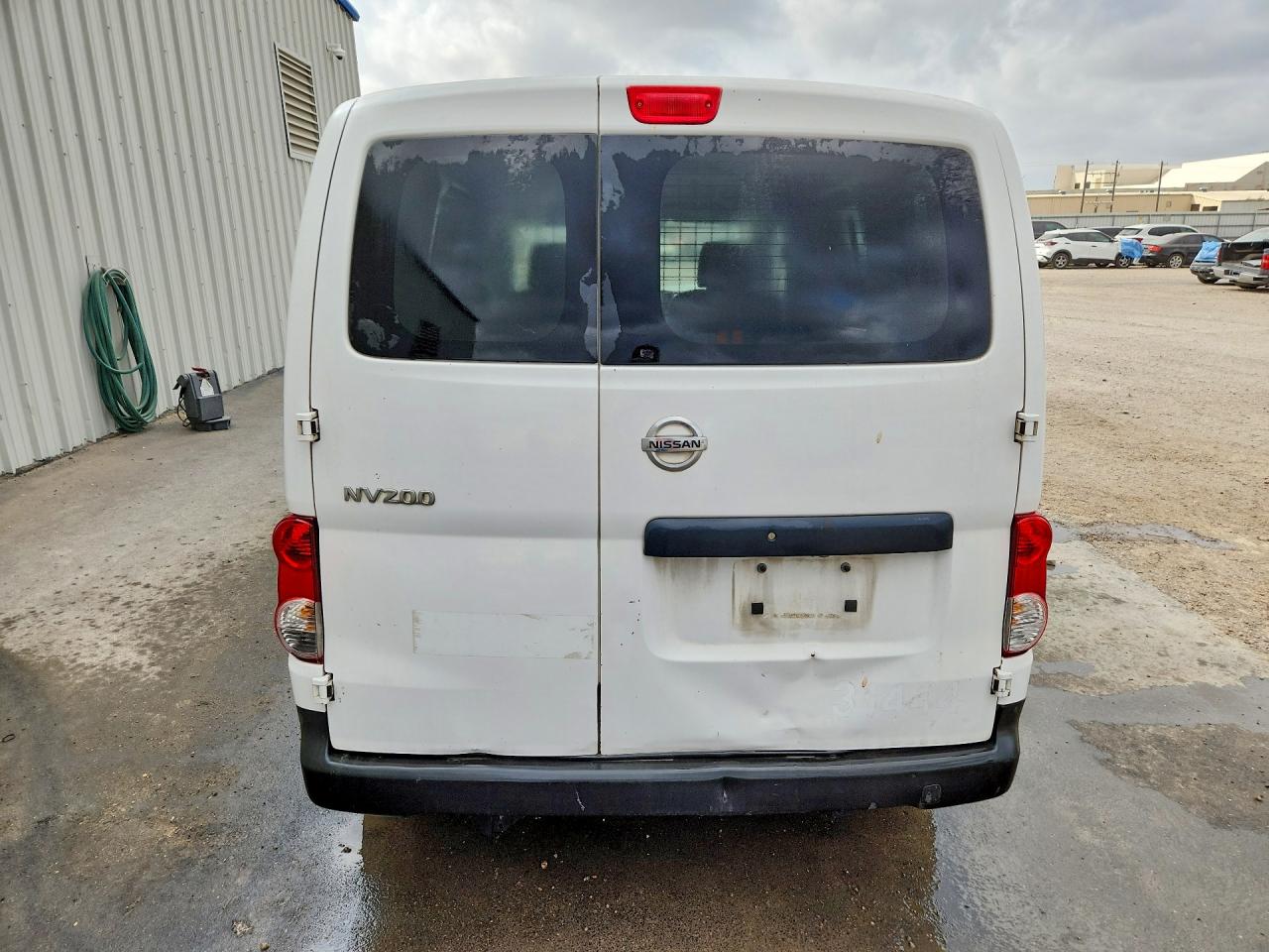 Nissan Nv S