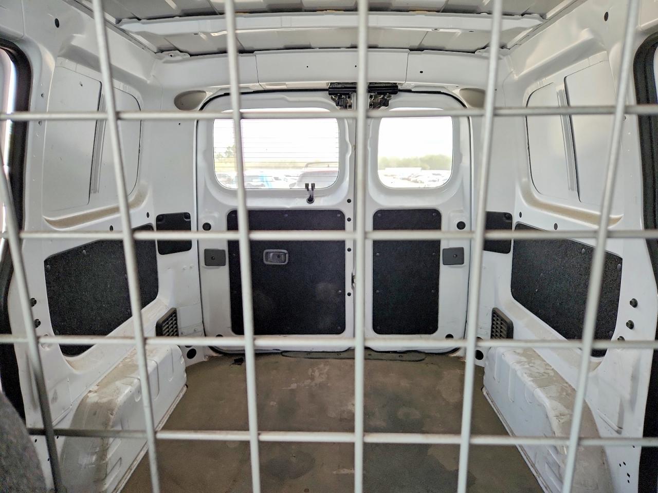 Nissan Nv S