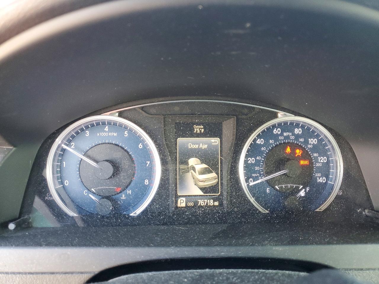 Toyota Camry Le