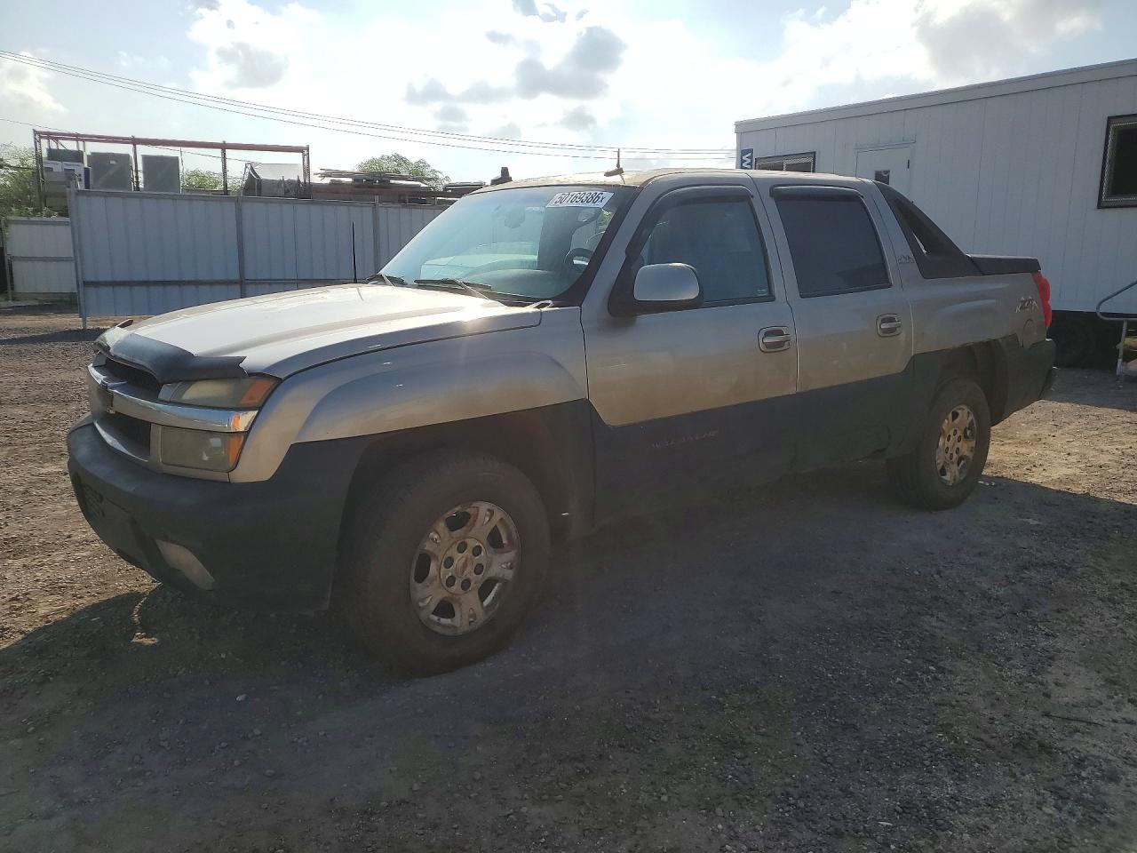 Salvage Chevrolet Avalanche Image